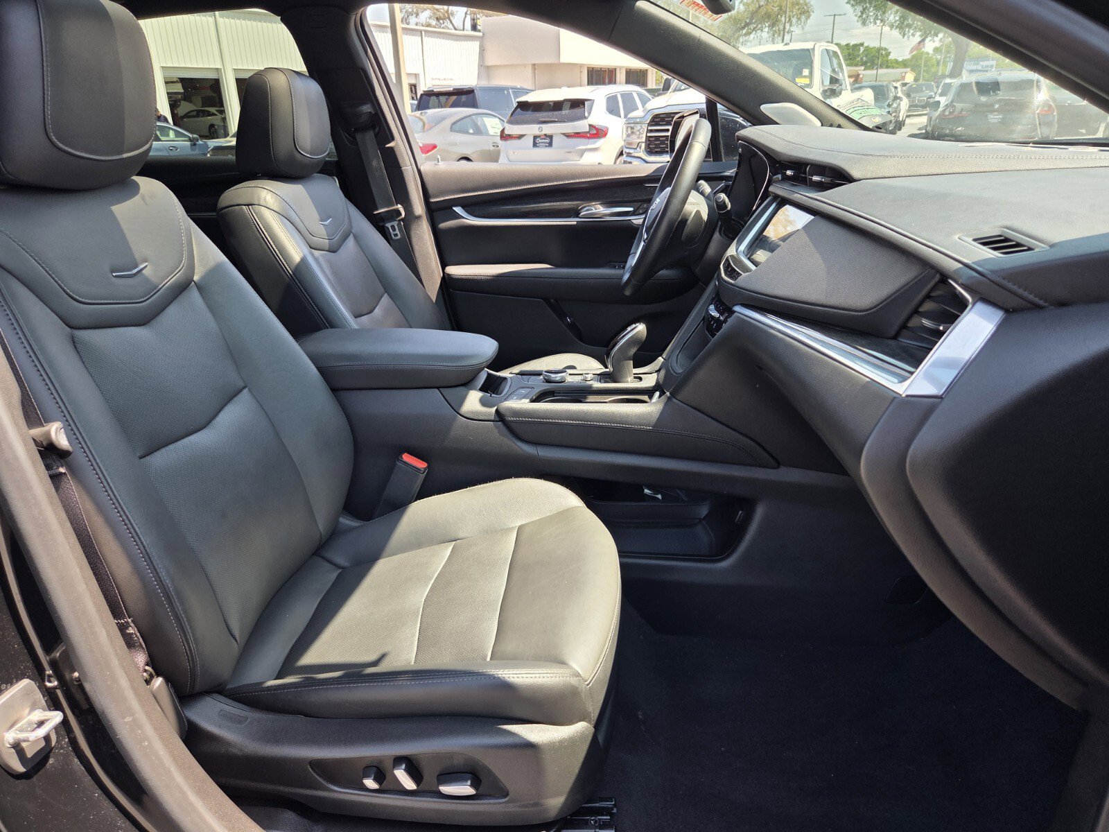 Used 2021 Cadillac XT5 Premium Luxury image 17