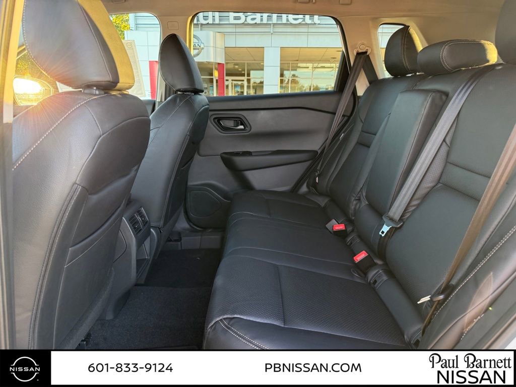 New 2026 Nissan Rogue S image 28