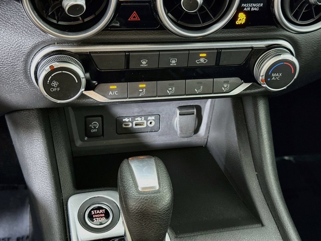 Used 2024 Nissan Sentra SV FWD image 8