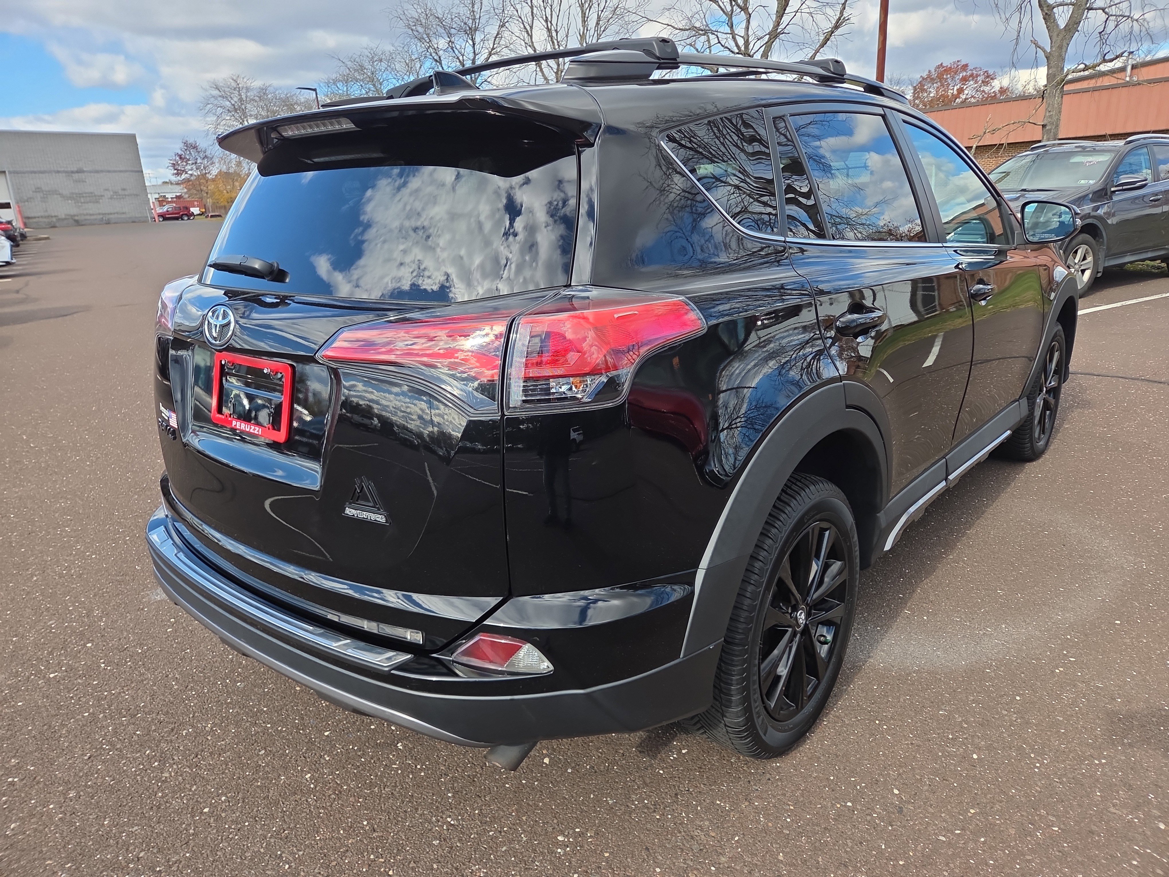 Used 2018 Toyota RAV4 Adventure image 3