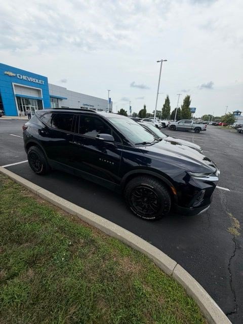 Used 2021 Chevrolet Blazer LT FWD image 4