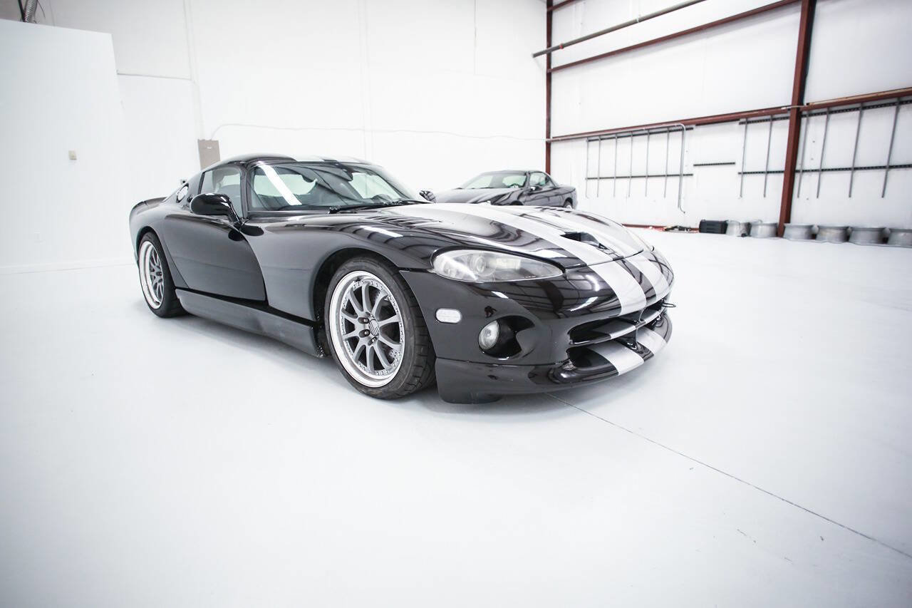 Used 2000 Dodge Viper GTS image 14