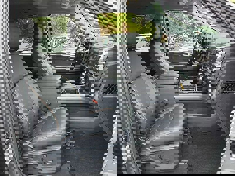 New 2026 Ford F250 Lariat image 15