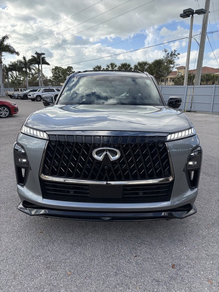 Used 2026 INFINITI QX80 4WD w/ Sport Exterior Package image 6