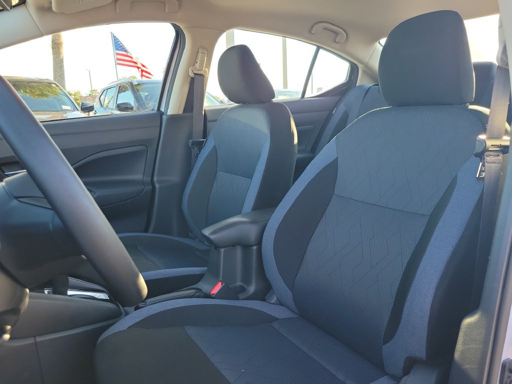 Used 2025 Nissan Versa SV w/ Trunk Package FWD image 15