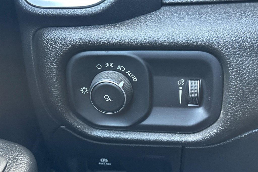 Used 2023 RAM 1500 Big Horn image 29