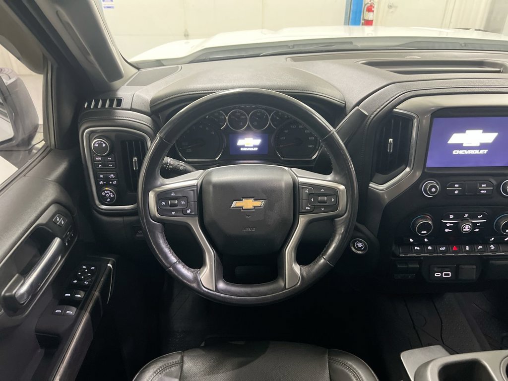Used 2019 Chevrolet Silverado 1500 LTZ AWD/4WD image 11