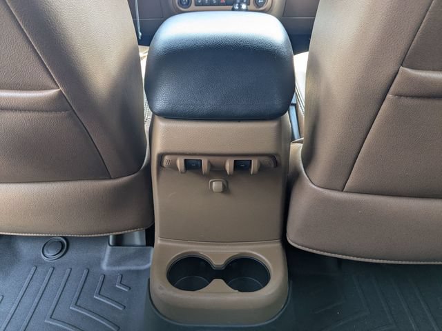 Used 2016 Jeep Wrangler Unlimited Sahara w/ Connectivity Group AWD/4WD image 16