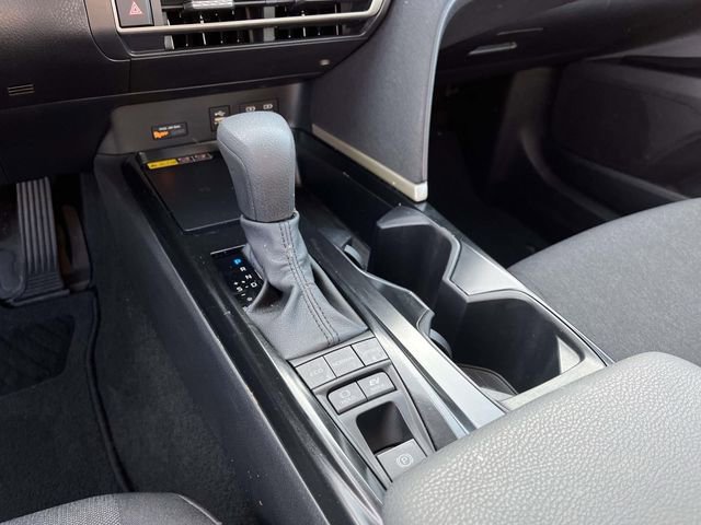 Used 2026 Toyota Camry LE FWD image 34