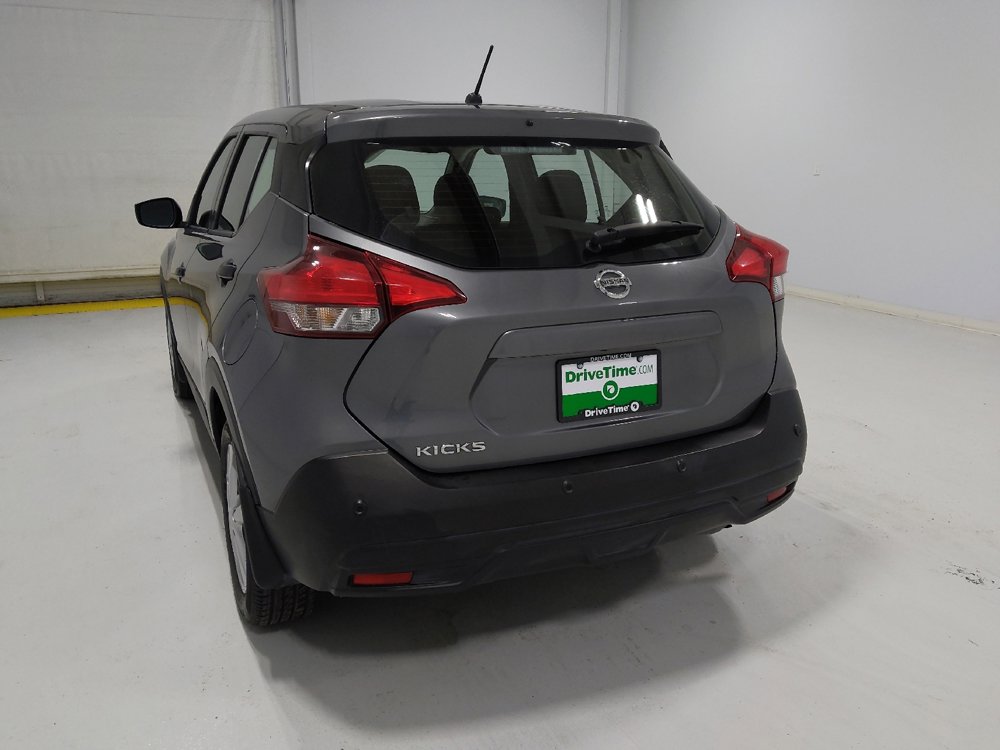 Used 2020 Nissan Kicks S image 6