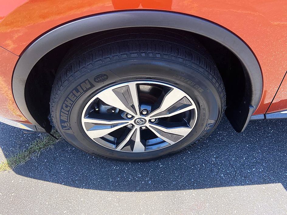 Used 2021 Nissan Murano SV FWD image 8