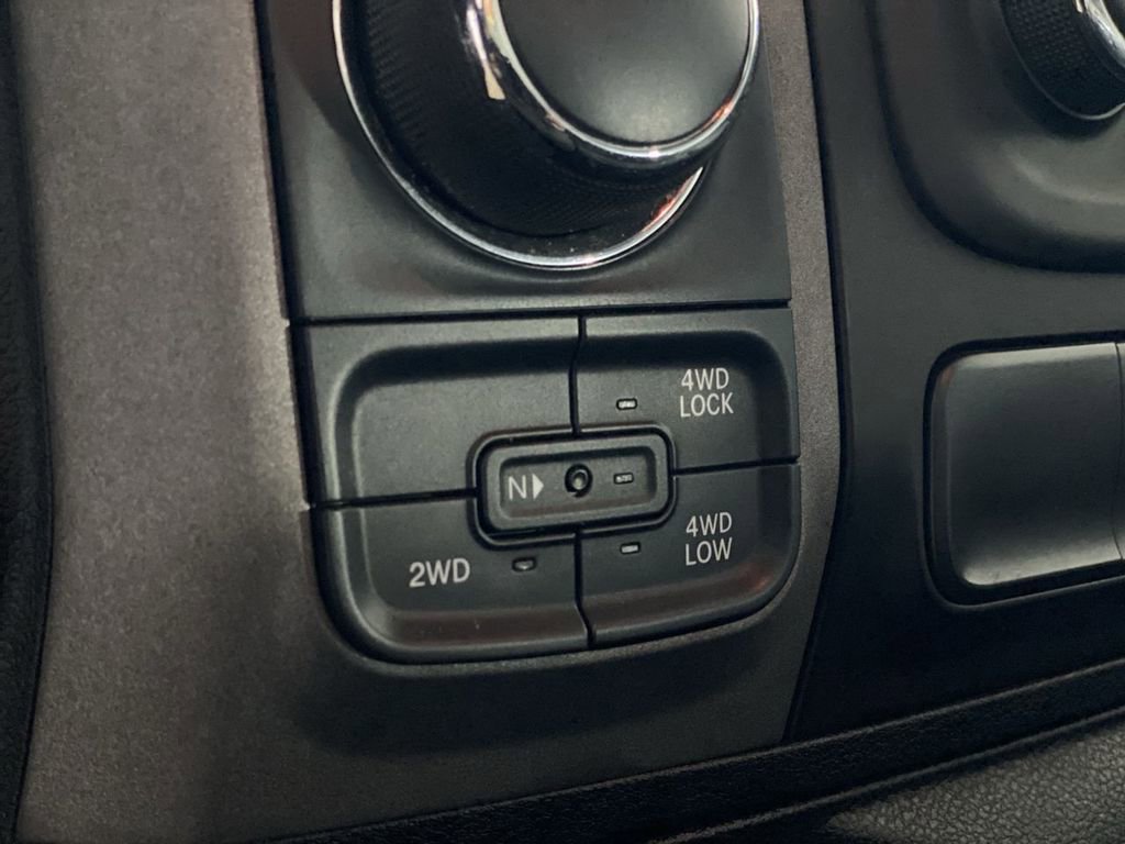 Used 2019 RAM 1500 Express AWD/4WD image 38