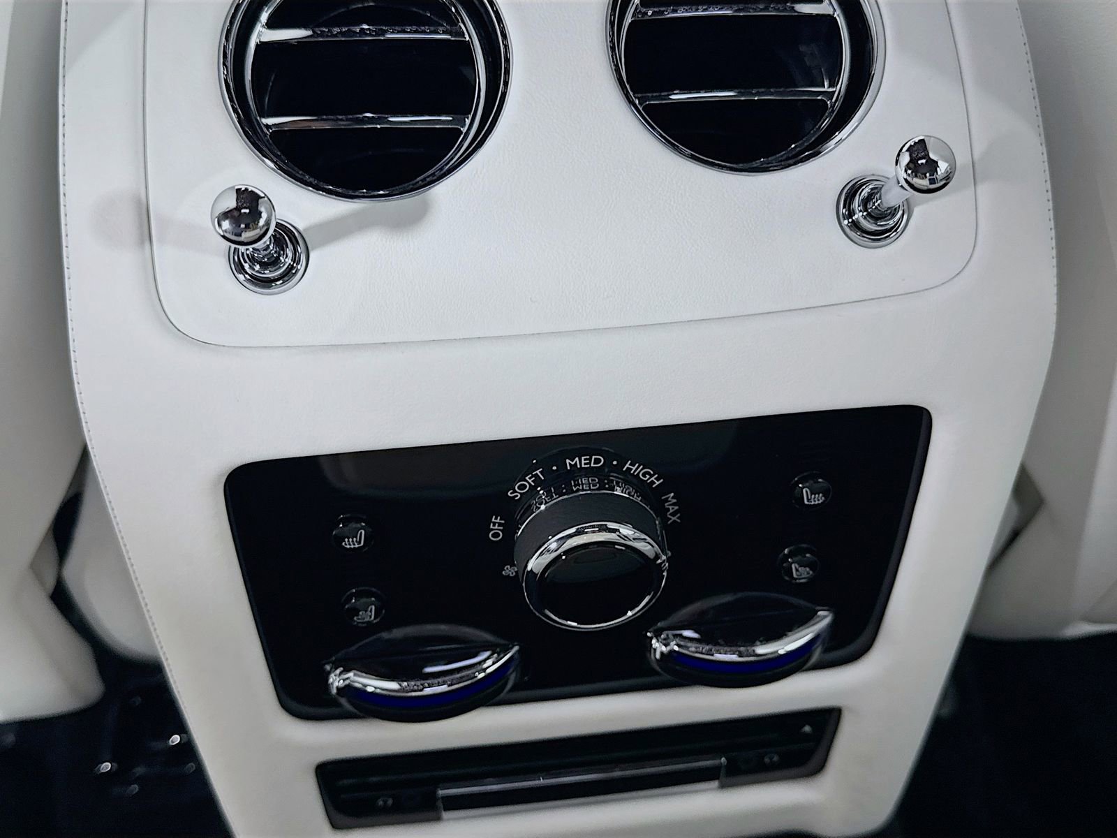 Certified 2023 Rolls-Royce Ghost w/ Ghost Package AWD/4WD image 27