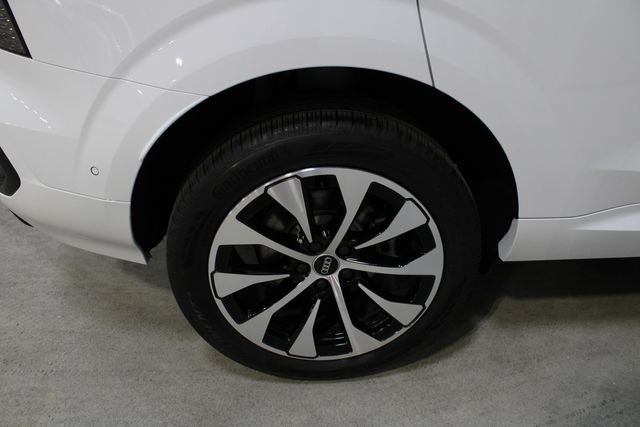 New 2026 Audi Q3 quattro 2.0T AWD/4WD image 28