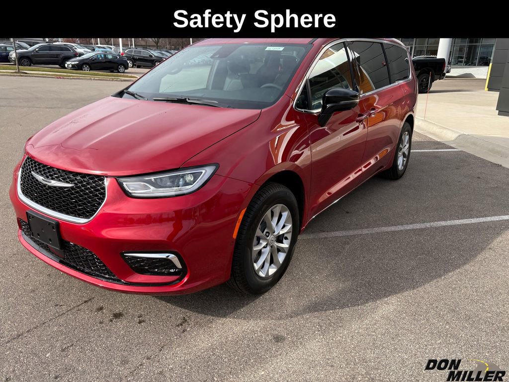 New 2026 Chrysler Pacifica Select image 3