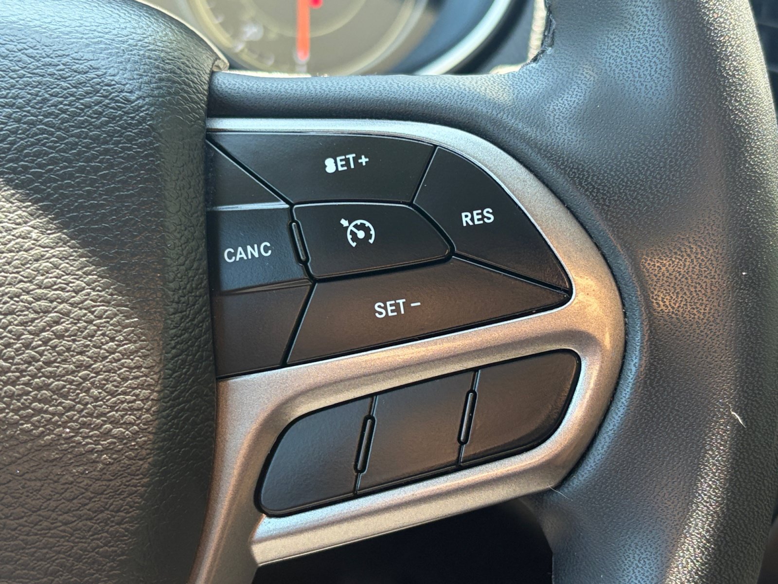 Used 2022 Jeep Cherokee Latitude Lux AWD/4WD image 18