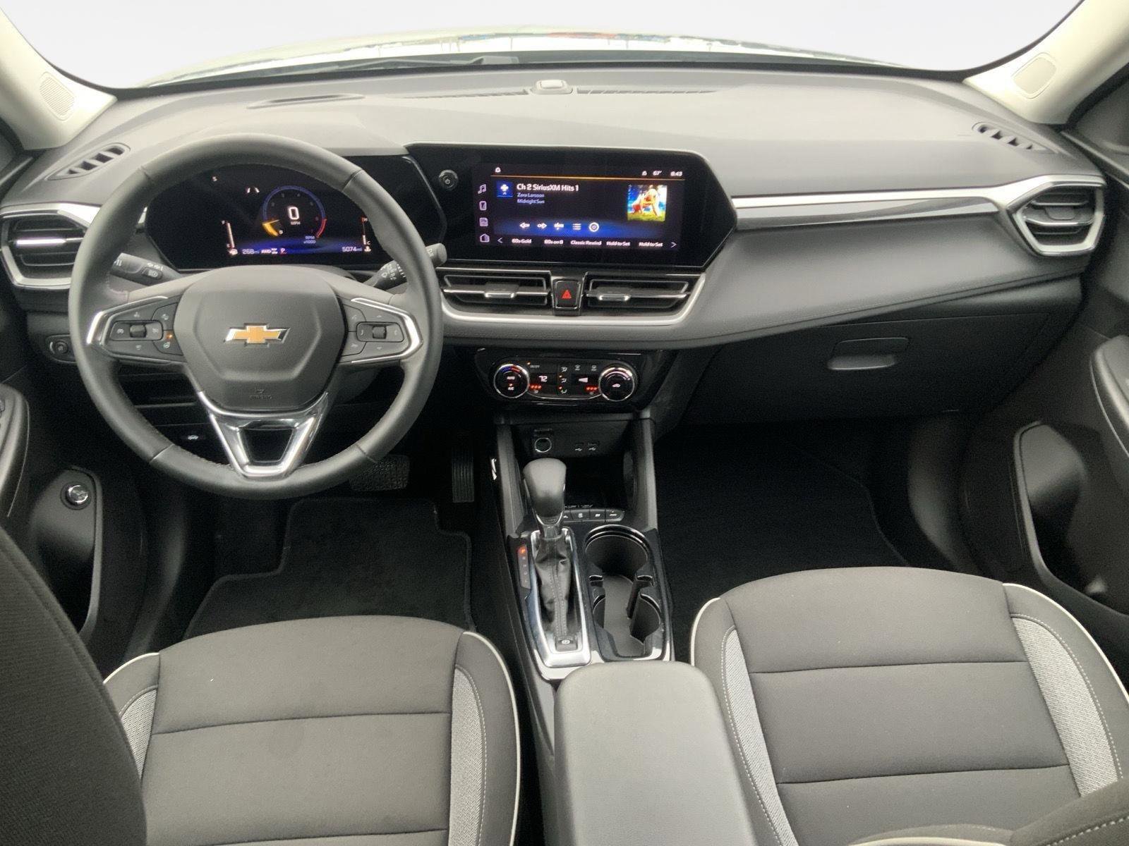 Used 2025 Chevrolet TrailBlazer LT w/ Convenience Package image 50