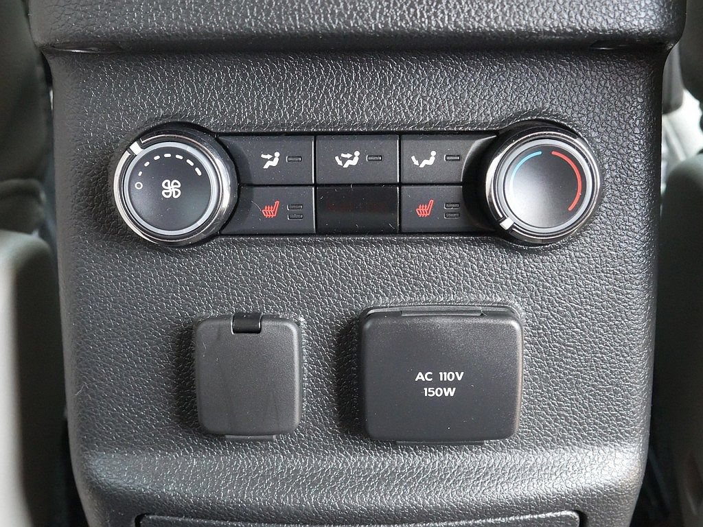 Used 2014 Ford Explorer Limited w/ Equipment Group 302A AWD/4WD image 60