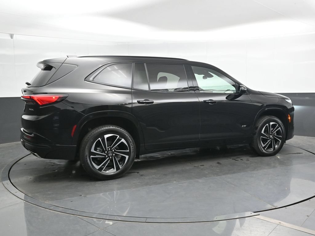 Used 2025 Buick Enclave Sport Touring AWD/4WD image 2