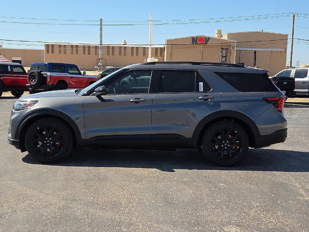 New 2027 Ford Explorer ST w/ Sun And Sound Package AWD/4WD image 2