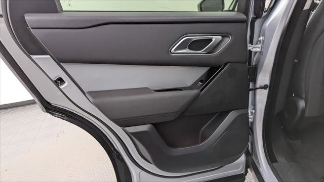 Used 2024 Land Rover Range Rover Velar S image 11