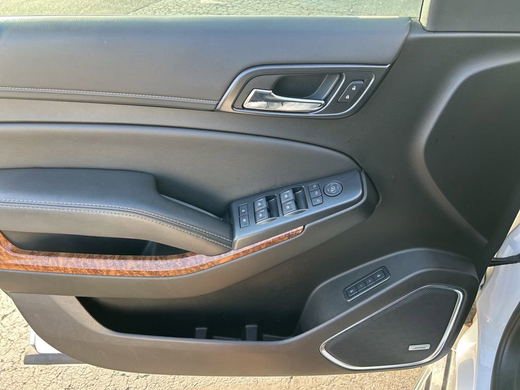 Used 2019 Chevrolet Suburban Premier image 16