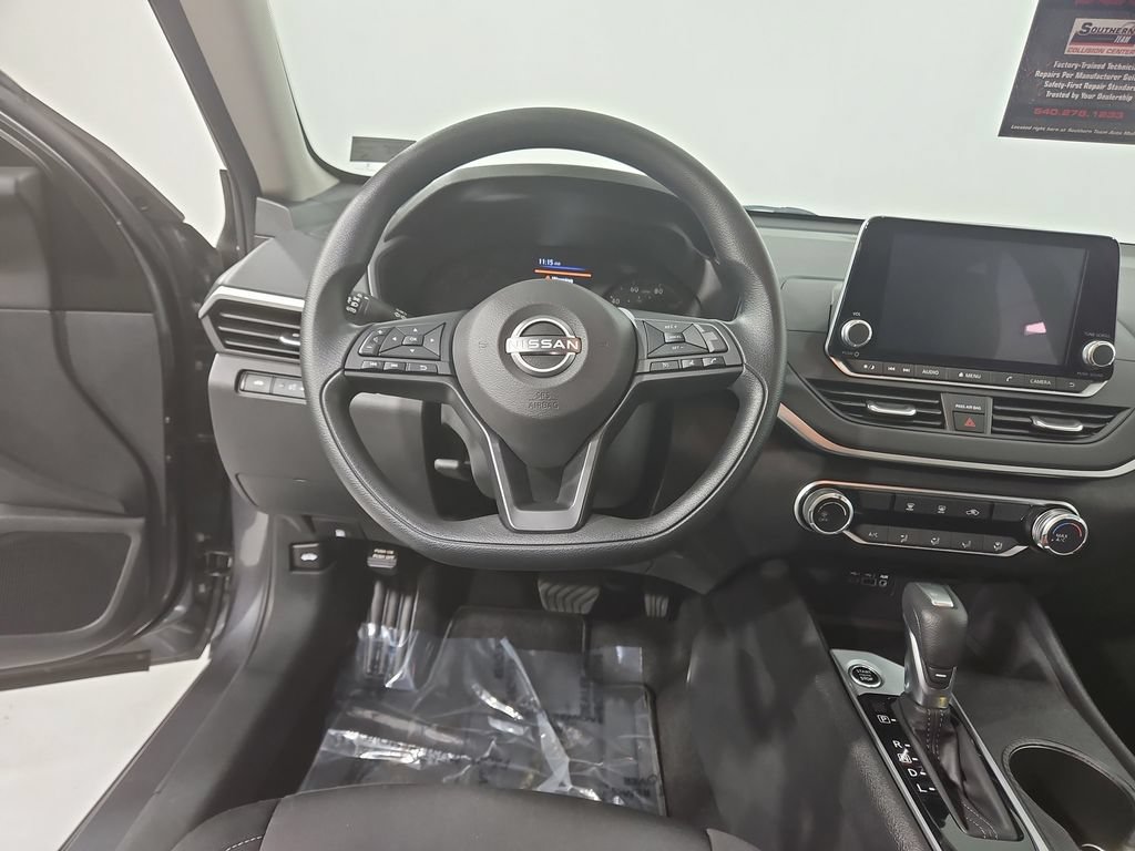 Certified 2025 Nissan Altima 2.5 S FWD image 15