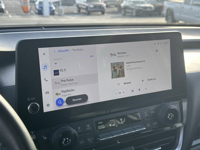 Used 2024 Toyota Grand Highlander XLE image 9