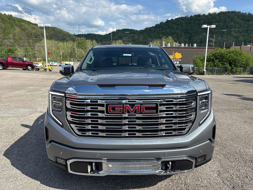 Used 2023 GMC Sierra 1500 Denali AWD/4WD image 8