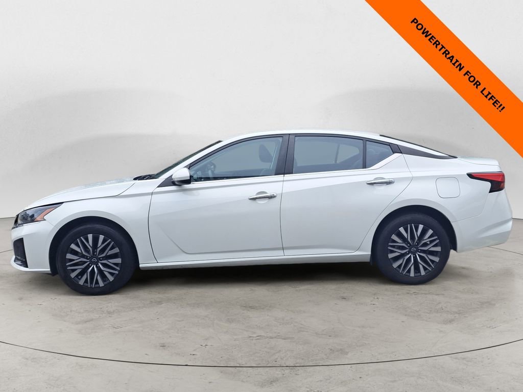 Used 2023 Nissan Altima 2.5 SV image 6