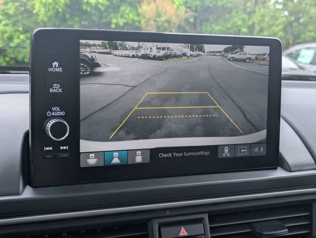 Used 2024 Honda Pilot Touring image 20