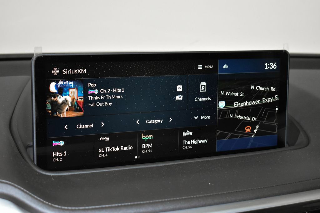 Used 2024 Acura MDX SH-AWD w/ Technology Package image 15