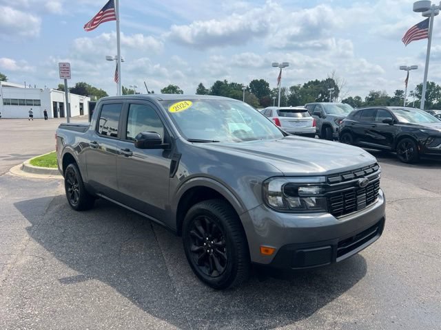 Used 2024 Ford Maverick Lariat w/ Black Appearance Package FWD image 3