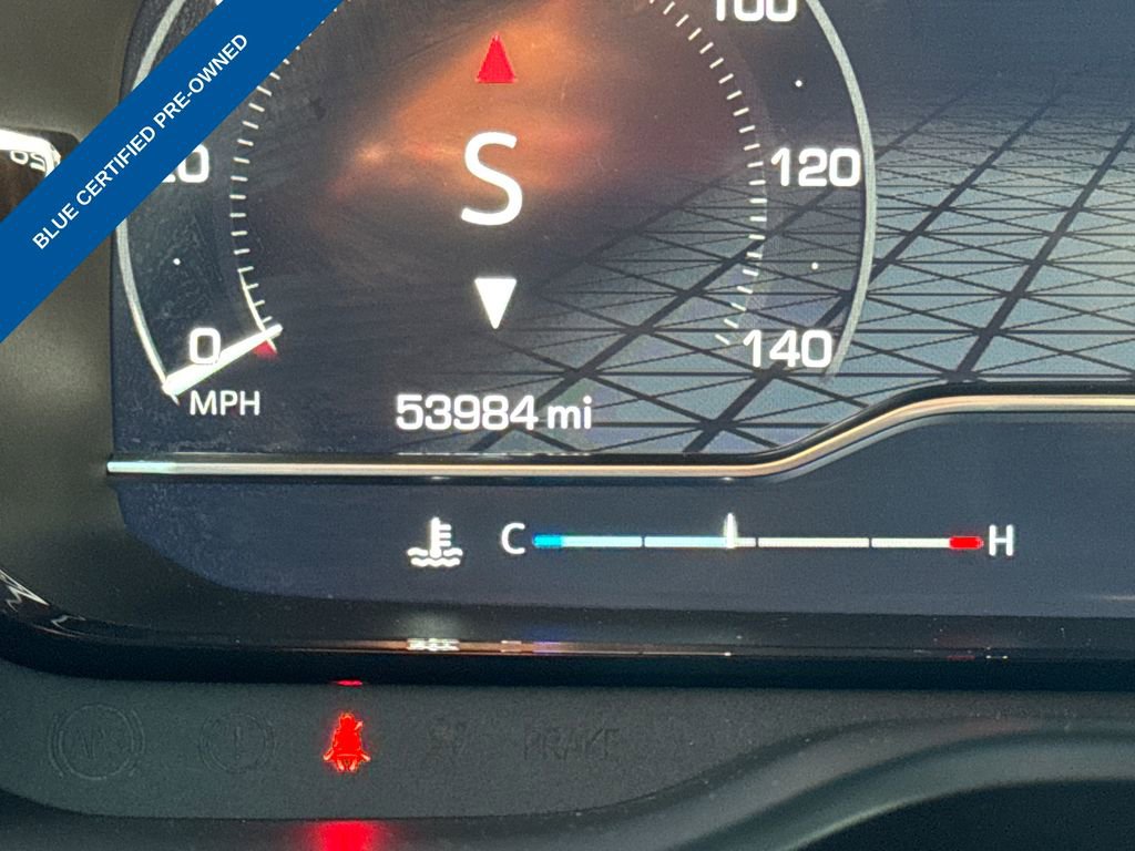 Used 2023 GMC Yukon Denali Ultimate image 8