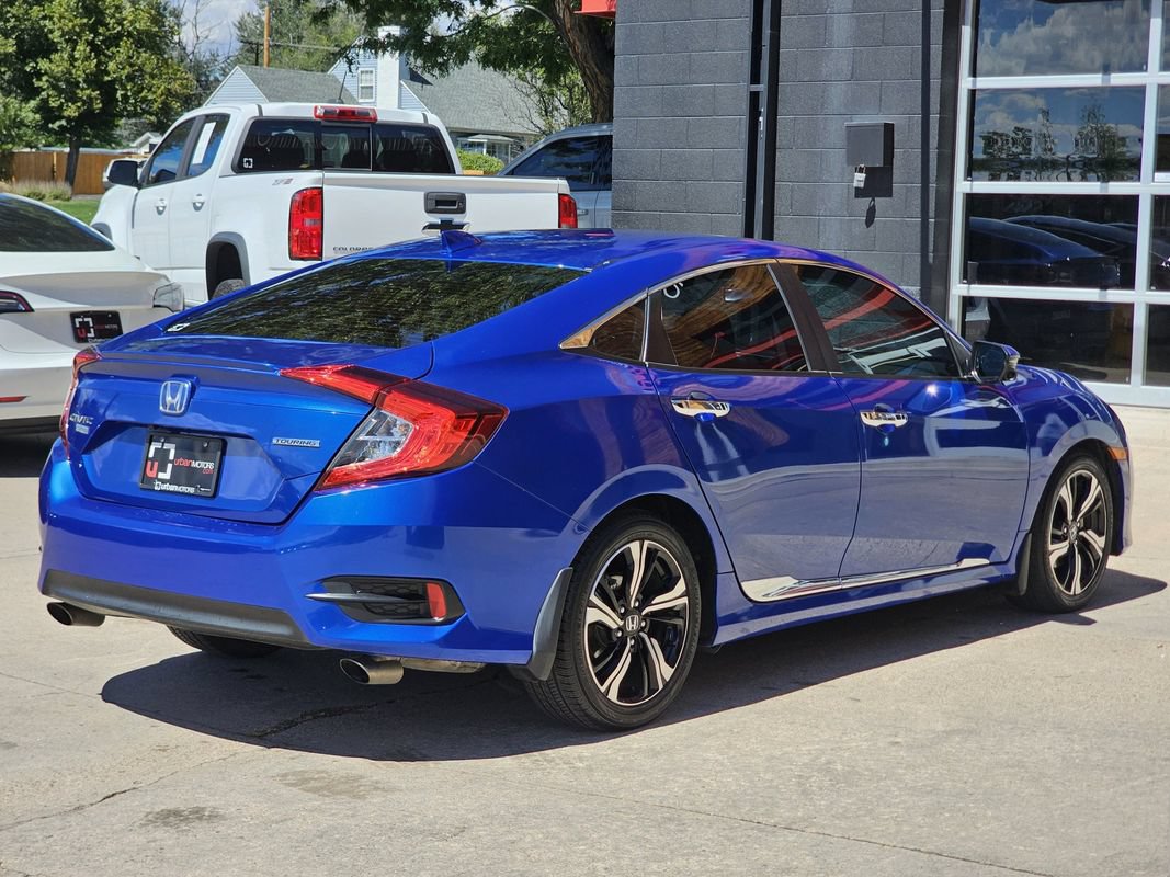 Used 2016 Honda Civic Touring image 10