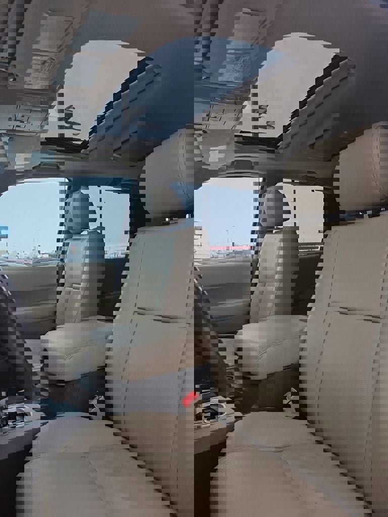 Used 2011 Toyota Sequoia Limited image 25