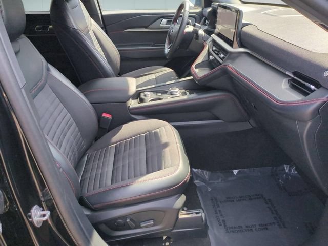 Used 2025 Ford Explorer ST-Line w/ ST-Line Street Pack AWD/4WD image 31