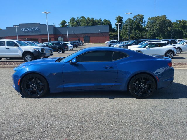 Used 2019 Chevrolet Camaro LT RWD image 7