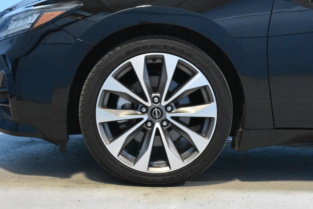 Certified 2023 Nissan Maxima Platinum w/ Sport Mat Group FWD image 23
