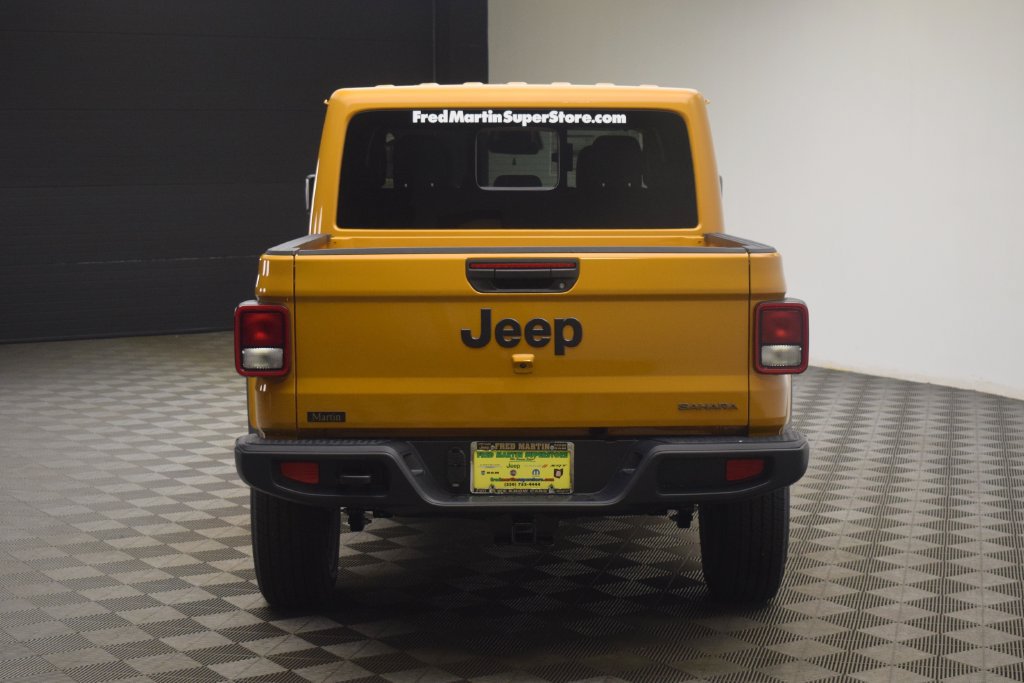New 2026 Jeep Gladiator Sport AWD/4WD image 12