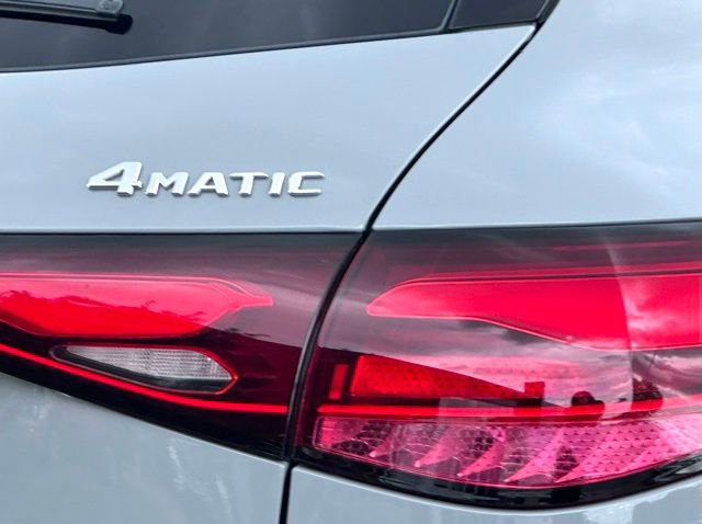 New 2026 Mercedes-Benz GLC 300 4MATIC image 13