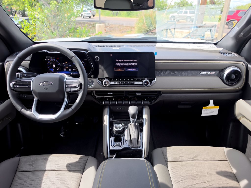 New 2026 Chevrolet Colorado ZR2 w/ Technology Package AWD/4WD image 15