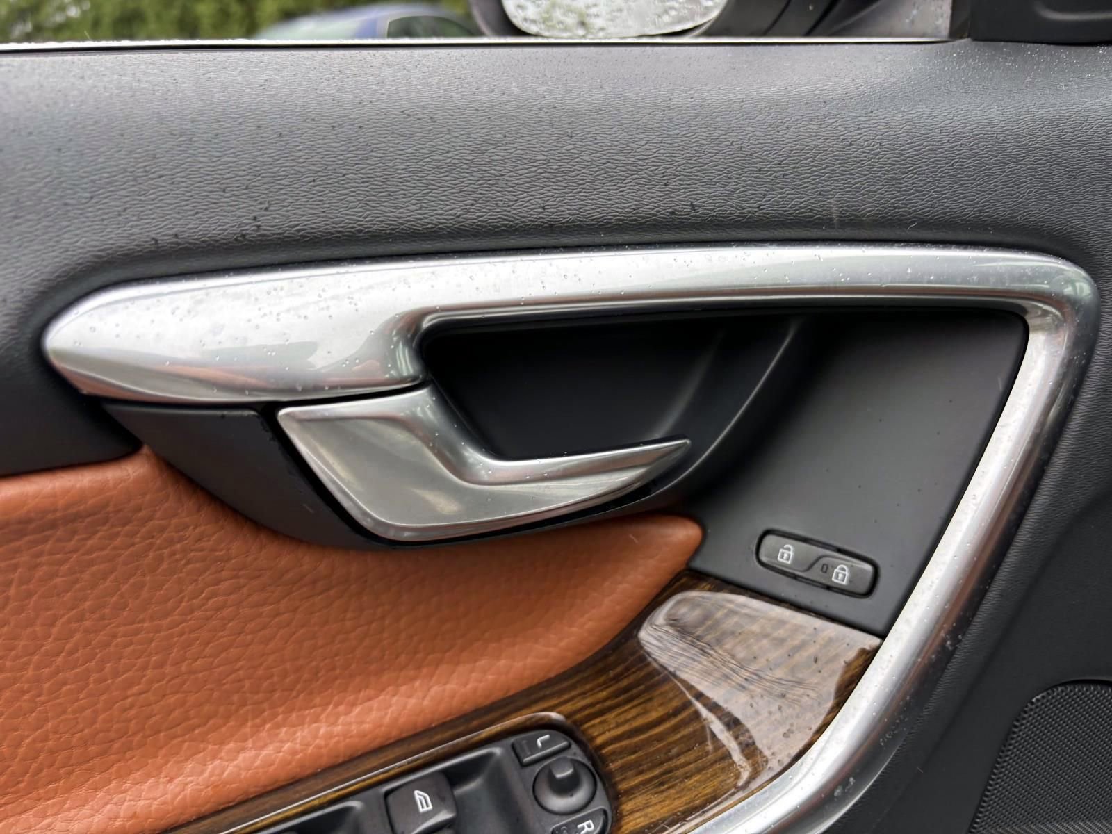 Used 2012 Volvo S60 T5 FWD image 9