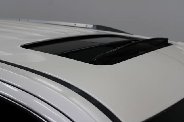 Used 2015 Chevrolet Tahoe LTZ RWD image 12