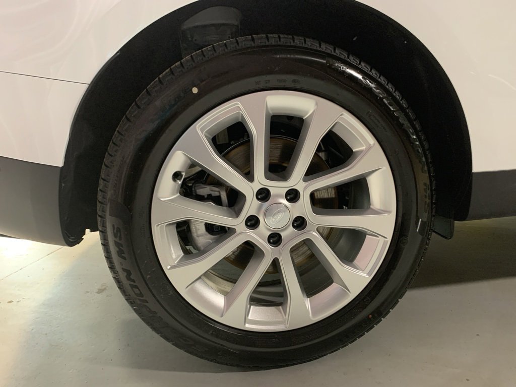 Used 2025 Land Rover Range Rover Sport image 31