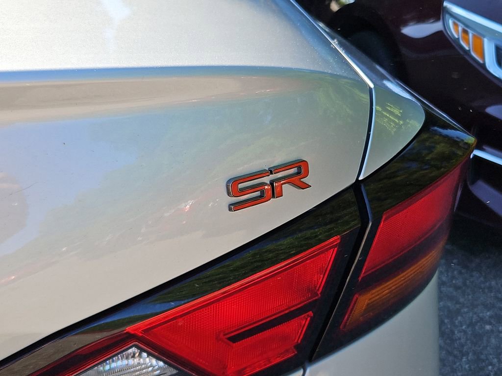 Used 2024 Nissan Altima 2.5 SR FWD image 30