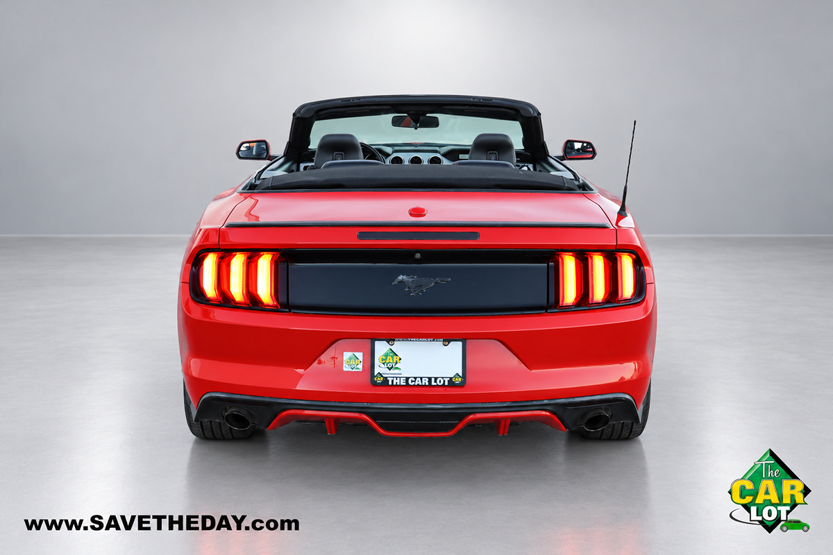 Used 2017 Ford Mustang Premium RWD image 16