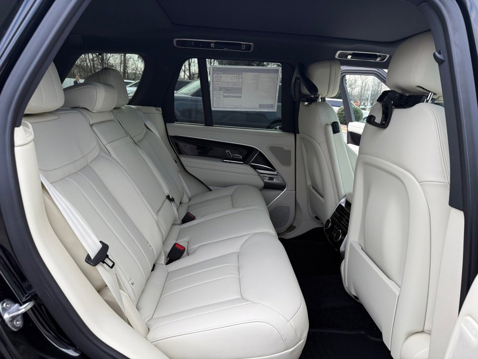 New 2026 Land Rover Range Rover SE AWD/4WD image 22