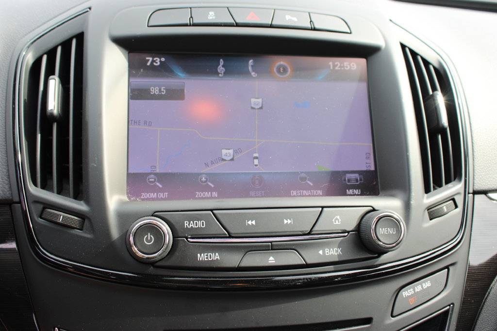 Used 2015 Buick Regal Premium w/ Experience Buick Package FWD image 19