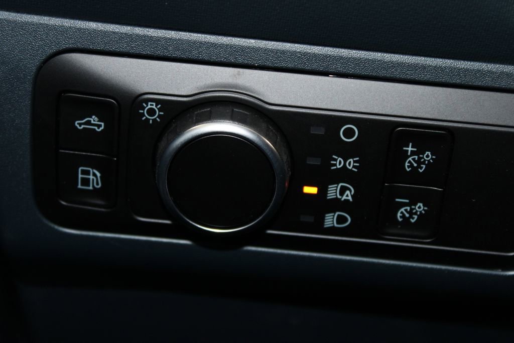 New 2026 Ford Maverick XL image 37